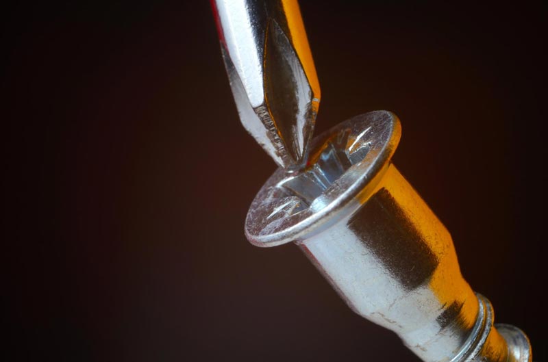 Conheça os 5 principais tipos de parafusos