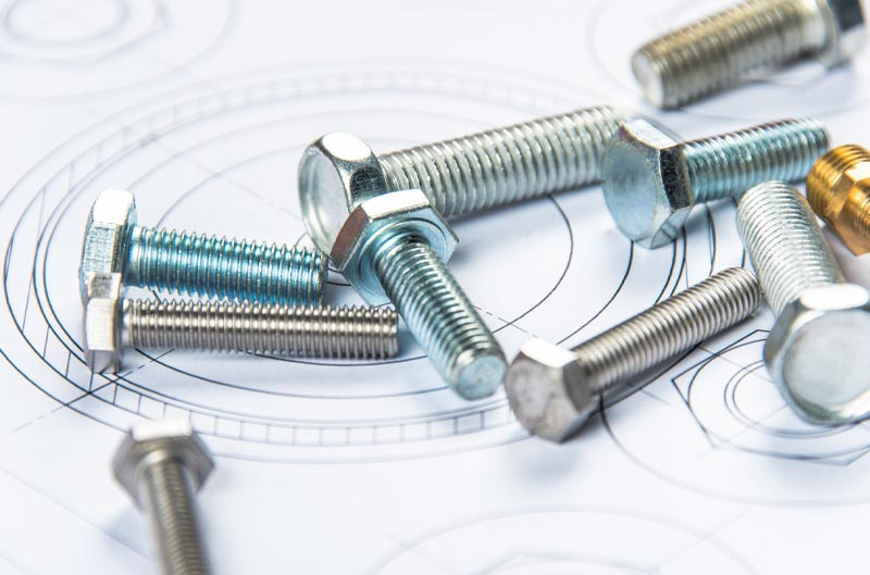 Quais são os parafusos mais usados na indústria e construção civil