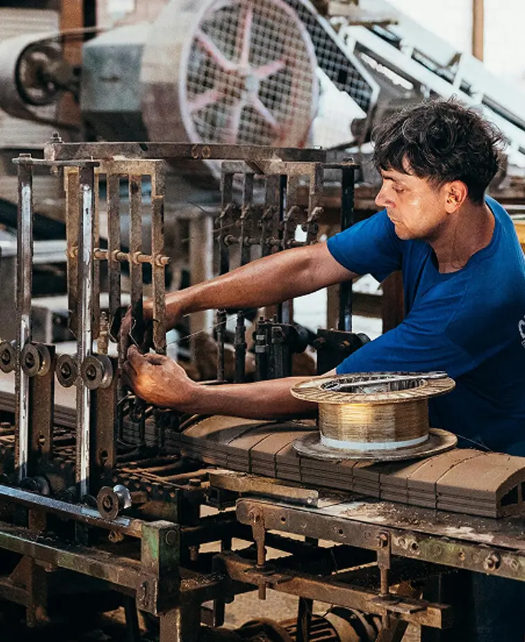 brasilfuso-fabricante-parafusos-fixadores-25-aos-experiencia